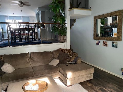Private Room in 3Bed.2.5Bath