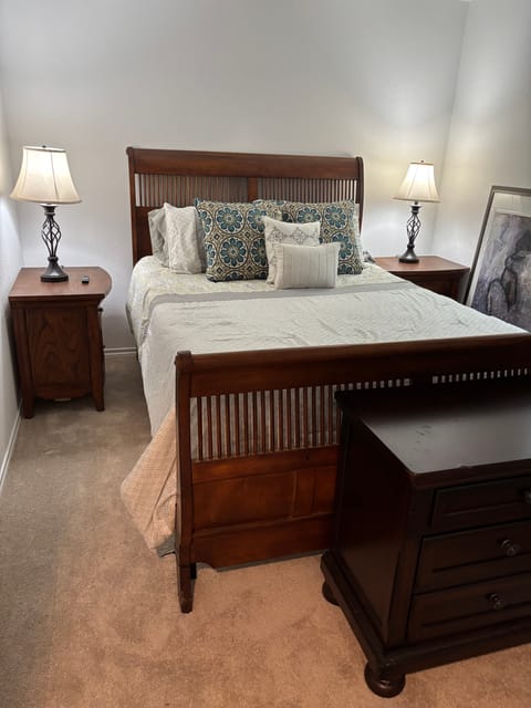 roommates in Hockley Private Room in 3Bed.2Bath - cirtru.com