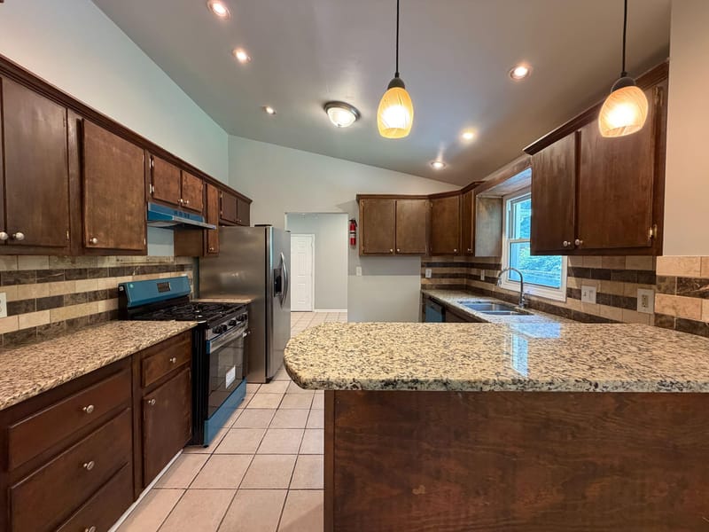 Cozy Private Rooms | Utilities Included | Quiet Neighborhood (id. 42891)