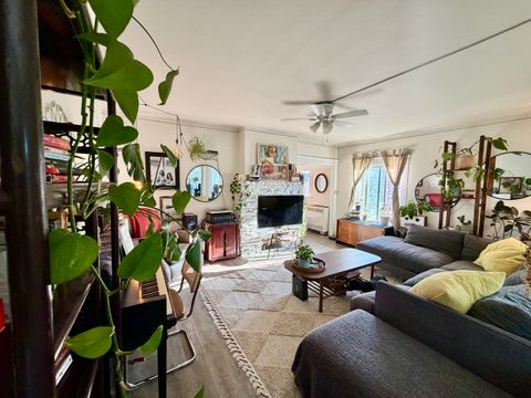 Private Room in 3Bed.1.5Bath
