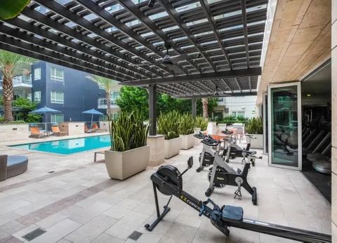 roommates in Los Angeles Private Room in 2Bed.2Bath - cirtru.com