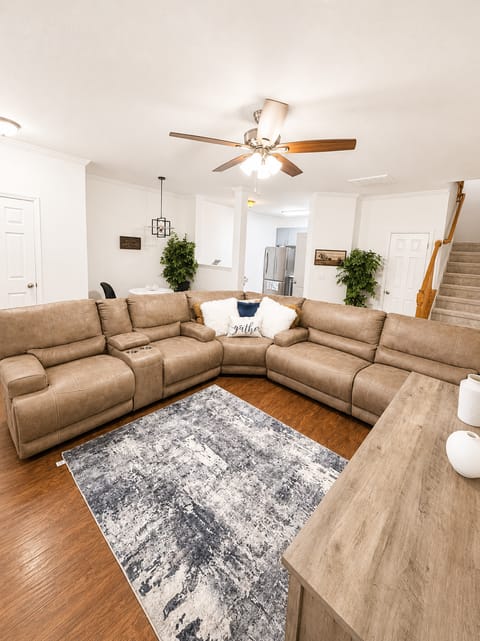Entire Place 3Bed.2.5Bath