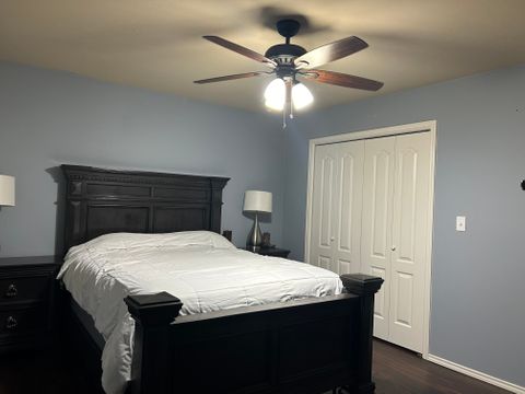Private Room in 1Bed.1.5Bath