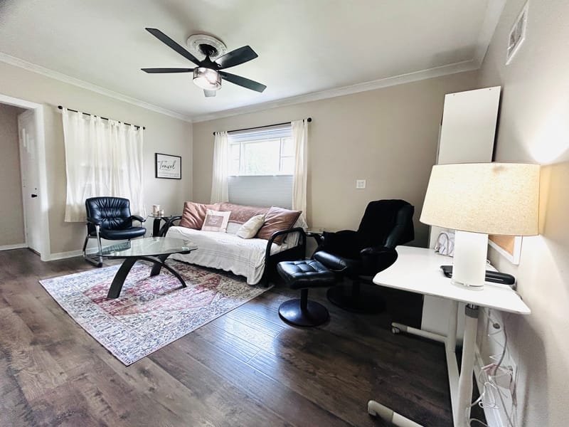 Entire Place 2Bed.1Bath