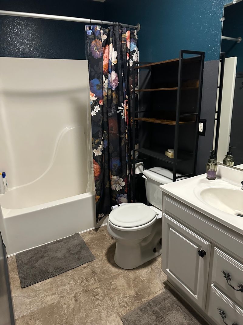 roommates in Bristol Entire Place 3Bed.1Bath - cirtru.com