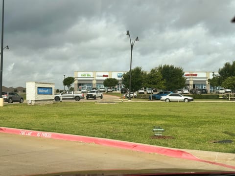 roommates in Undisclosed, Princeton, TX 75407 Live in Princeton (id. 17373) - cirtru.com