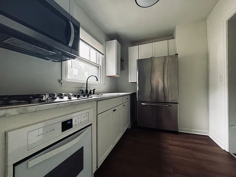roommates in Bristol Entire Place 2Bed.1Bath - cirtru.com
