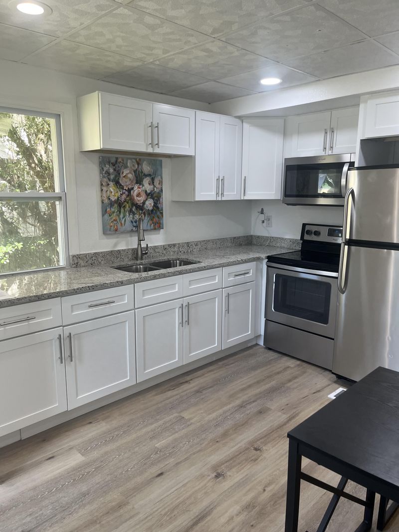 roommates in Undisclosed, Orange City, FL 32763 Newly-renovated & cozy Orange City House with Backyard (id. 10709) - cirtru.com