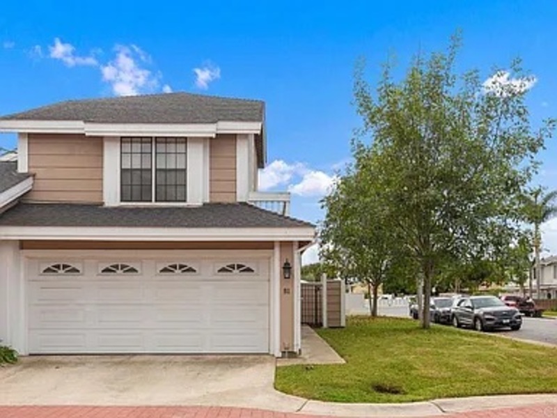 roommates in Costa Mesa Private Room in 2Bed.2Bath - cirtru.com