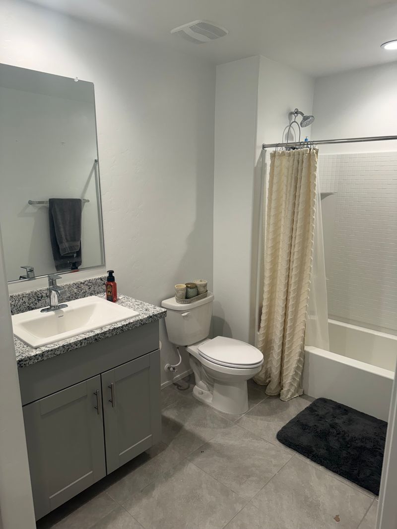 roommates in Vail Private Room in 4Bed.2.5Bath - cirtru.com