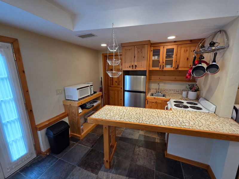 roommates in Atascadero Entire Place 1Bed.1Bath - cirtru.com