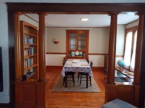 Private Room in 3Bed.2.5Bath