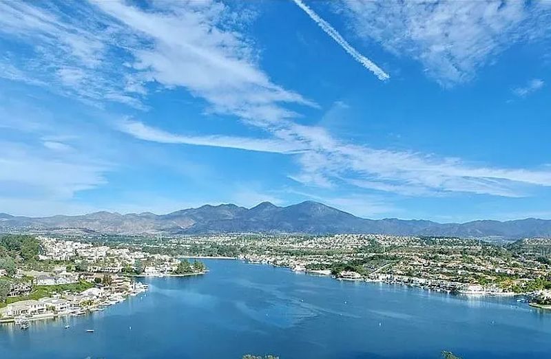 roommates in Mission Viejo Private Room in 2Bed.1Bath - cirtru.com