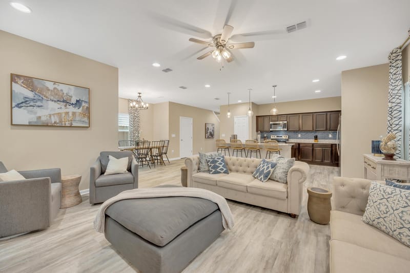 Entire Place 4Bed.2.5Bath