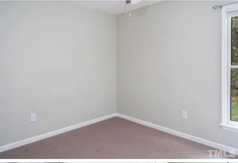 roommates in Mebane Private Room in 4Bed.2.5Bath - cirtru.com