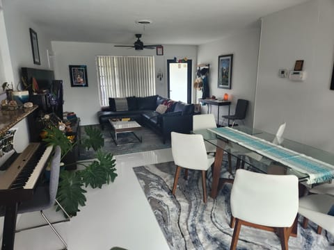 Coral Ridge Isles Lighthouse Guest Suites (id. 38697)
