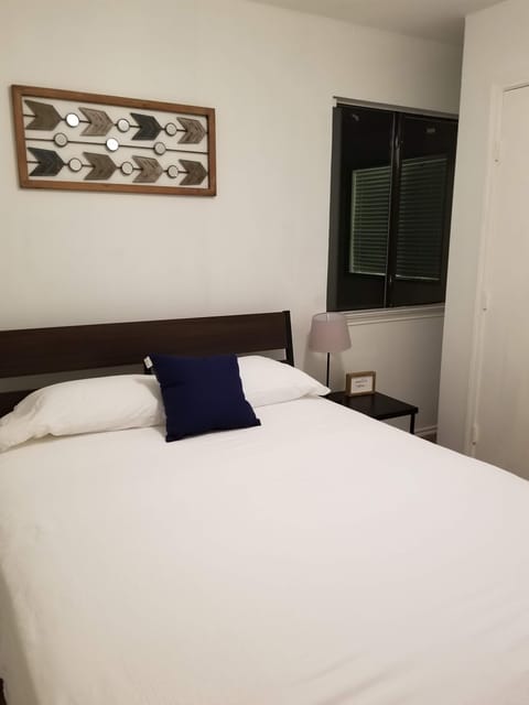 Entire Place 4Bed.2.5Bath