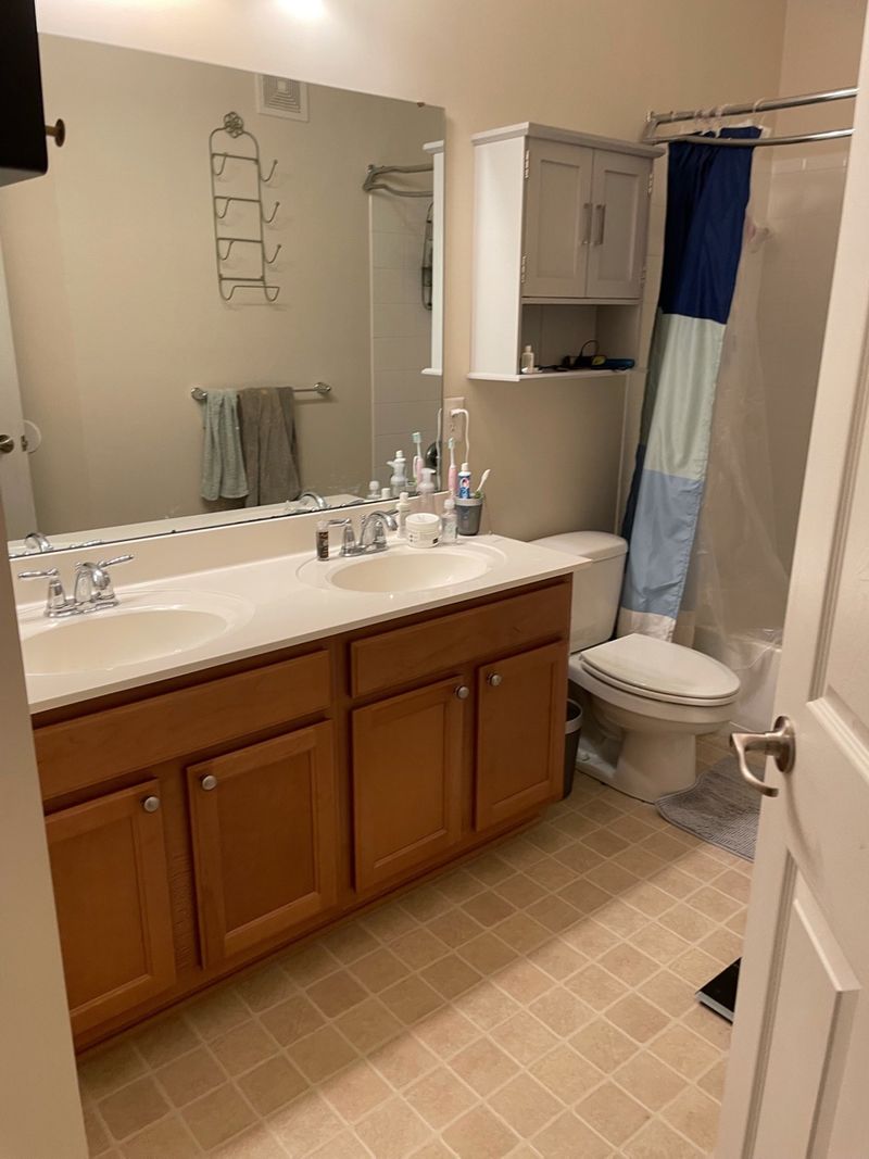 roommates in Hanover Private Room in 3Bed.2.5Bath - cirtru.com