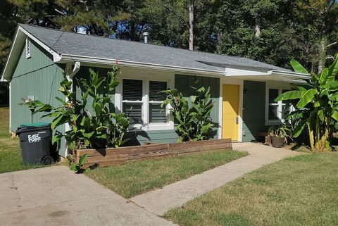 Entire Place 2Bed.1Bath