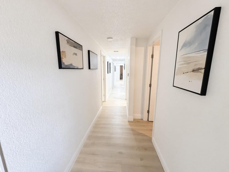 Professional Living | Furnished Rooms  | Prime Clearwater Location (id. 36285)
