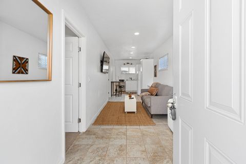 roommates in San Diego Entire Place 2Bed.1Bath - cirtru.com