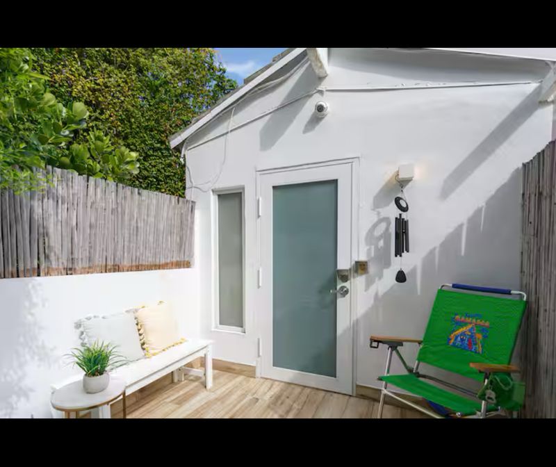 roommates in Key Biscayne Entire Place 1Bed.1Bath - cirtru.com