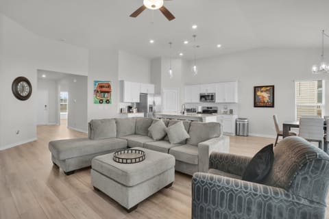 Entire Place 3Bed.2Bath