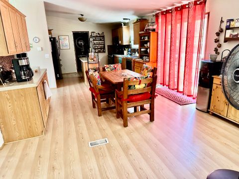 roommates in Santa Fe Private Room in 4Bed.2Bath - cirtru.com