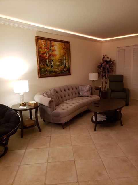 Room2Bed.2Bath