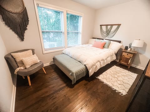 Private Room in 2Bed.2Bath