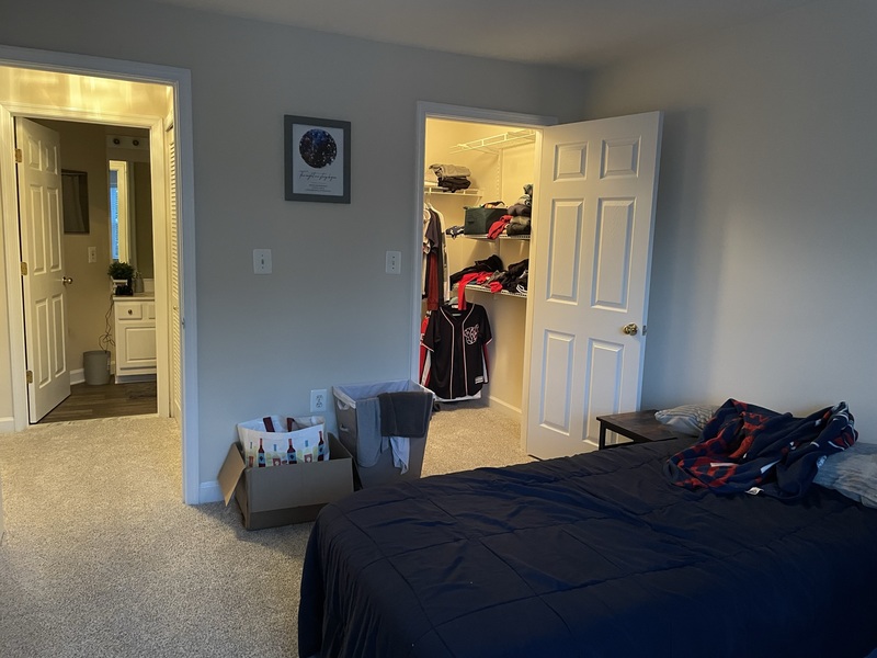 roommates in Herndon Private Room in 2Bed.2Bath - cirtru.com