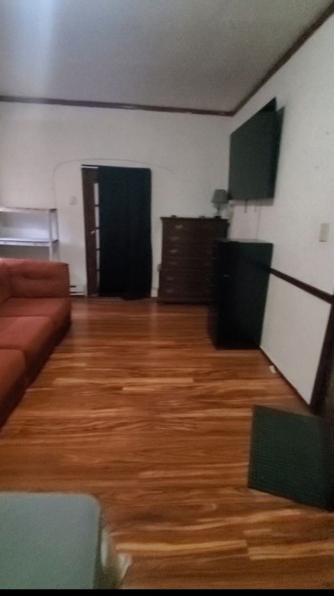 Private Room in 1Bed.1Bath