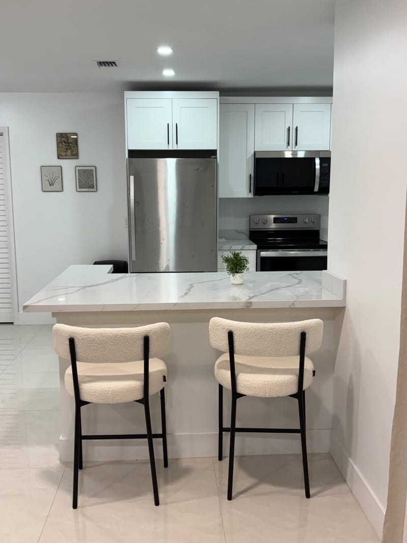 roommates in Undisclosed, Delray Beach, FL 33444 Luxury Co-Living | Fully Remodeled | Minutes to Atlantic Ave & the Beach (id. 35177) - cirtru.com
