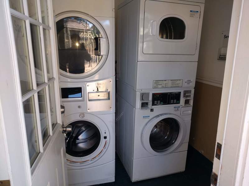 Private Room in 3Bed.1Bath
