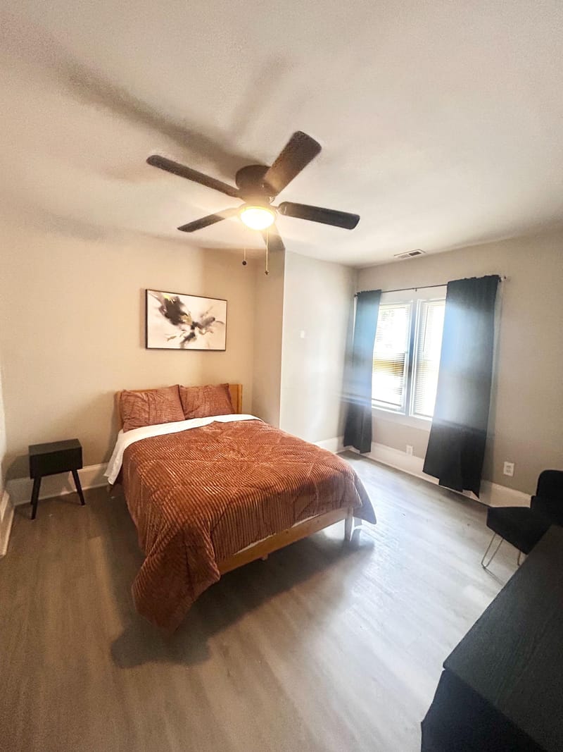 roommates in Undisclosed, Charlotte, NC 28216 Clean & Modern Home In Washington Heights, Near I-77, I-85, and Brookshire Freeway, 10 min to Uptown Charlotte! (id. 34831) - cirtru.com