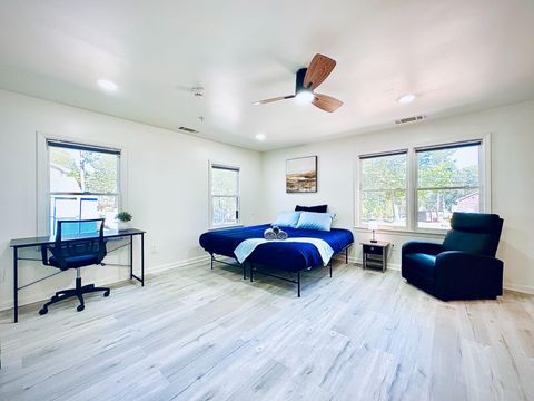 Live in Stone Mountain (id. 27971)