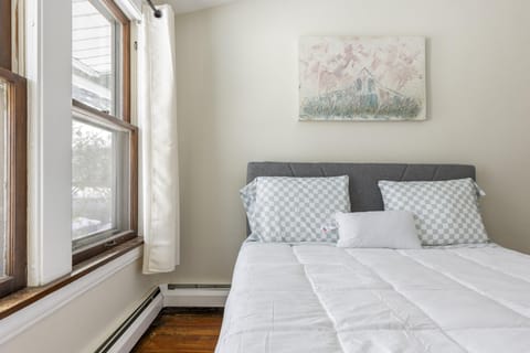 roommates in Undisclosed, South Euclid, OH 44121 Amazing South Euclid Home (id. 42356) - cirtru.com