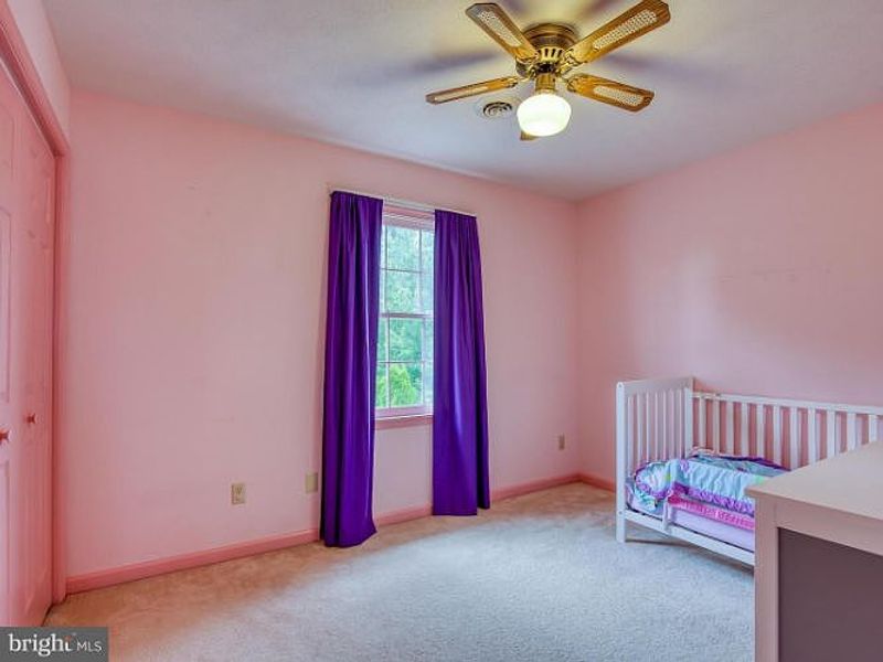 roommates in Winchester Private Room in 2Bed.1.5Bath - cirtru.com