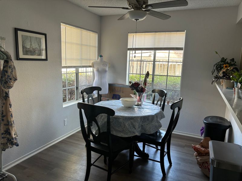 Private Room in 2Bed.2Bath