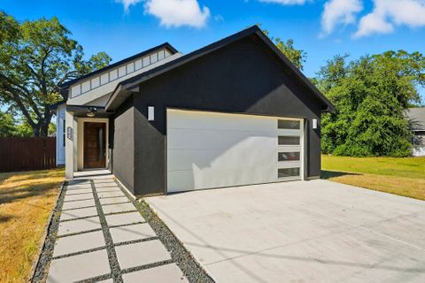roommates in Undisclosed, Dallas, TX 75215 Live in 2025 built house in South Dallas (id. 20080) - cirtru.com