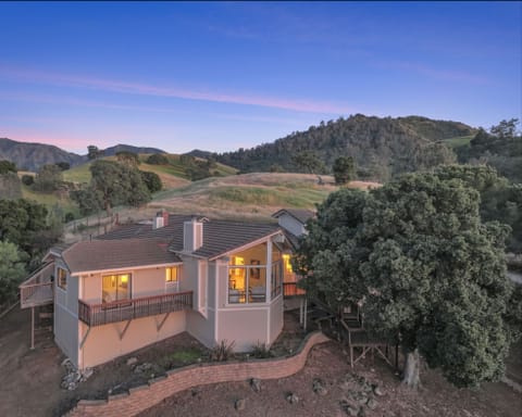 Entire Place 4Bed.3Bath