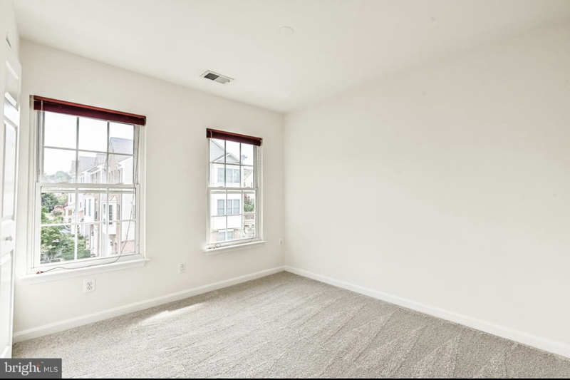 roommates in Herndon Private Room in 3Bed.3Bath - cirtru.com