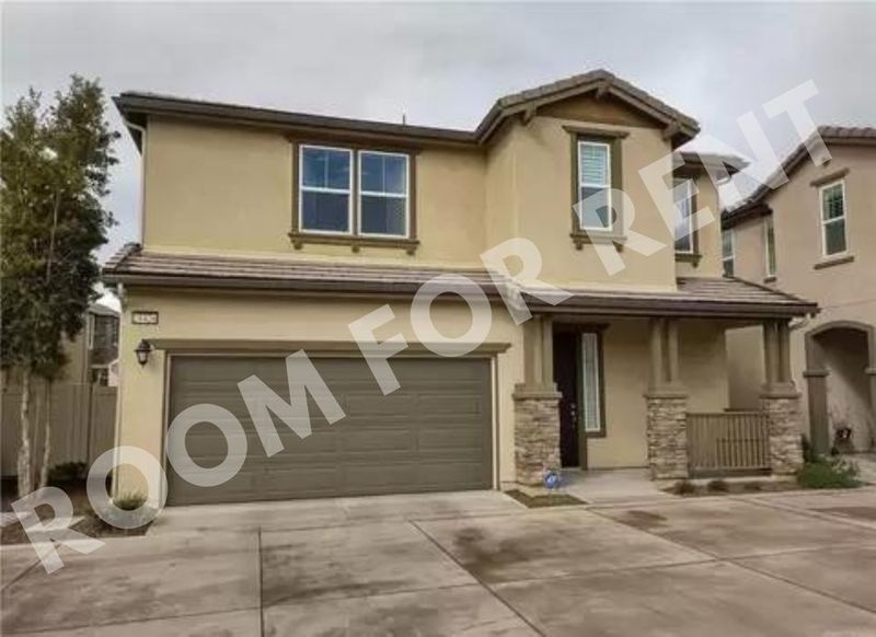 roommates in Highland Private Room in 3Bed.2.5Bath - cirtru.com