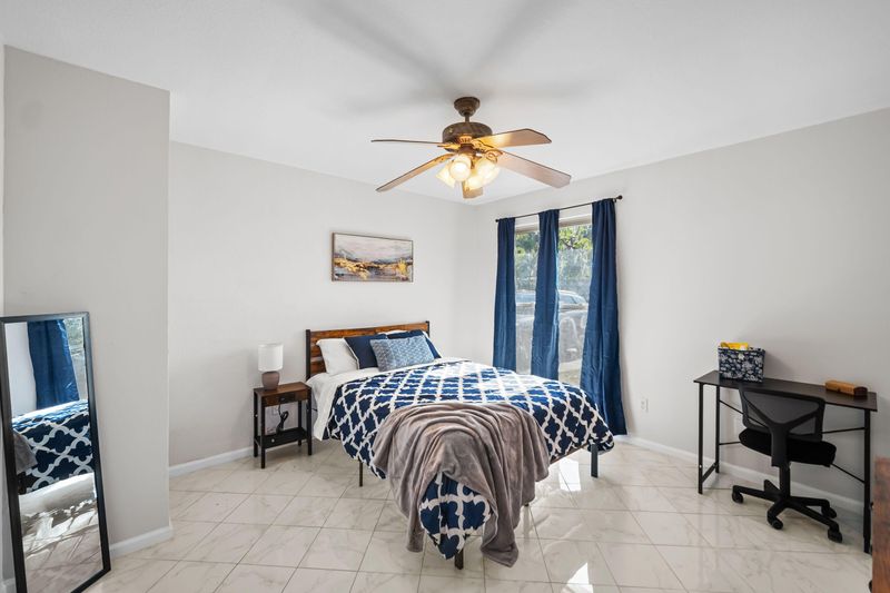 roommates in Undisclosed, Jacksonville, FL 32221 Newly Renovated as of April 2026 | Work Desks/Spacious Rooms/AC Units | Quiet and Comfortable (id. 31976) - cirtru.com