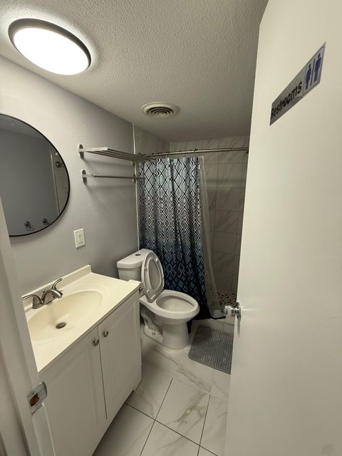 Live in Lake Nona Area without high  cost   and peaceful (id. 20421)