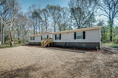 Florence House with Work Space Area. Spacious & Comfortable! (id. 7119)