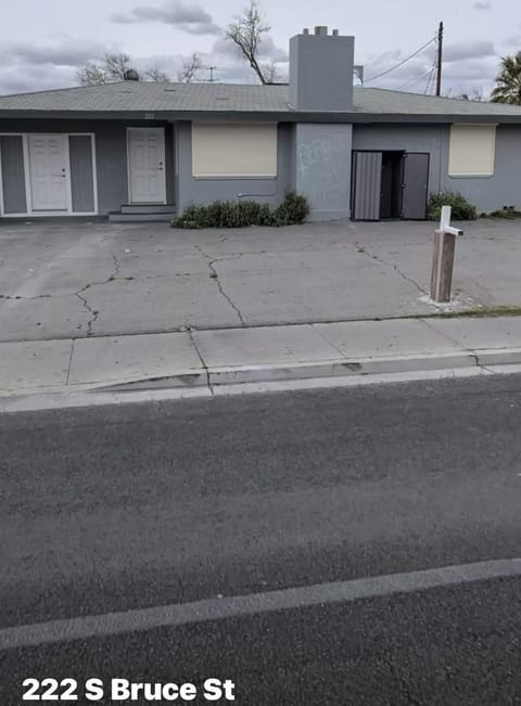 roommates in Undisclosed, Las Vegas, NV 89101 Live in Downtown Las Vegas (id. 45680) - cirtru.com