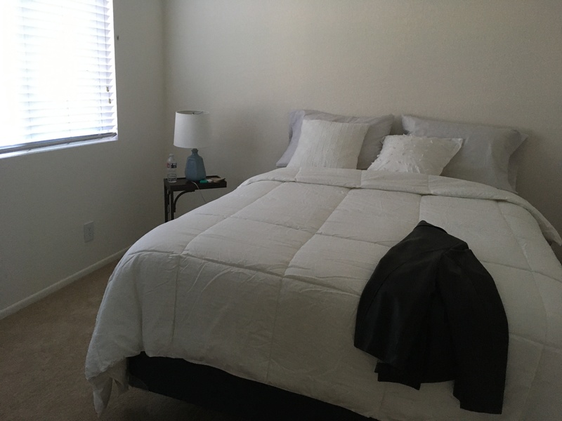 Private Room in 2Bed.2Bath