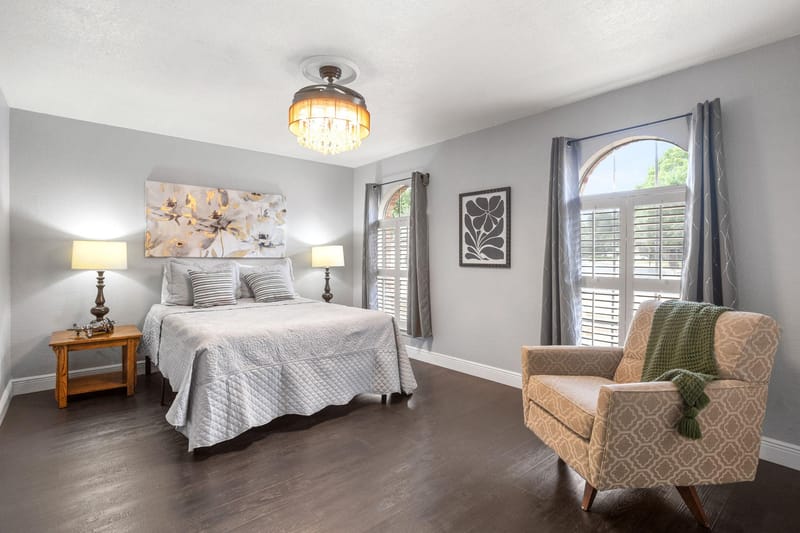 10% off First Six Weeks!  | Utilities included | Live in Uptown Central (id. 15467)