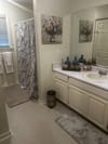 Bloomingdale Home, a 30 min drive to public transportation this is a rural area nice and quiet (id. 44325)
